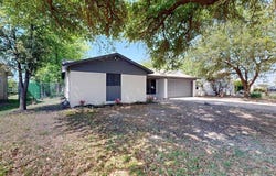 128 SE Gardens Boulevard, Burleson, TX 76028