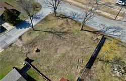 415  W Mulberry  ST, Rogers, AR 72756