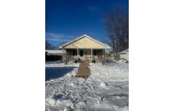 209  E. Franklin St, Roodhouse, IL 62082