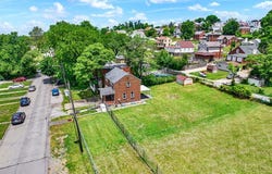 6821 Buchanan Ave, West Mifflin, PA 15122