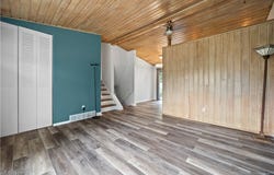 842 Hollywood Boulevard, Elyria, OH 44035