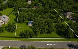 Kenai Dr, Cedar Park, TX 78613