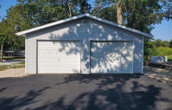 19983 Oak Drive, Carlyle, IL 62231