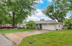 2445 S Ferguson Avenue, Springfield, MO 65807