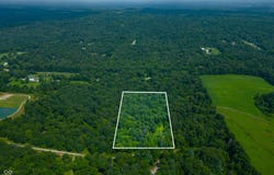 6039 Matlock Drive, Columbus, IN 47201