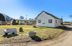 100 Gordon Ln, Wapato, WA 98951