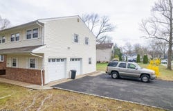 293 Oak Ridge Rd, Clark Twp., NJ 07066-2720