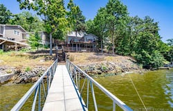 35 Port Bagnell West, Eldon, MO 65026