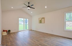 32 E Market Street, Marshallville, OH 44645