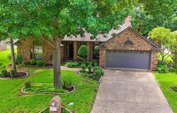 1023 Masters Drive, Mansfield, TX 76063