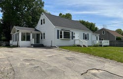 28 Freeman St, Avon, MA 02322