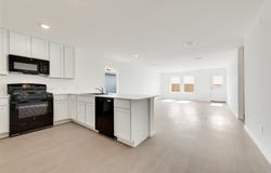 928 Neyland Drive, Ennis, TX 75119