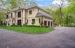 20 Knollwood Road, Muttontown, NY 11545
