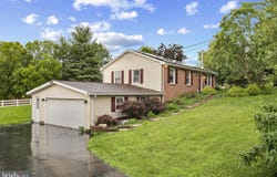 3973 LOCUST GROVE ROAD, COLUMBIA, PA 17512