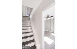 523 YORK STREET, BURLINGTON, NJ 08016