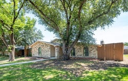 6108 Jennings Drive, The Colony, TX 75056