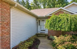 215 Bailey Court, Doylestown, OH 44230