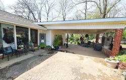 1504 RAINBOW CIRCLE, ANNISTON, AL 36207