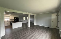 3403 Brush St, Muscle Shoals, AL 35661