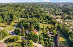 209 Claridon Road, Chardon, OH 44024