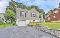 416 Dalewood AVE, Salem, VA 24153
