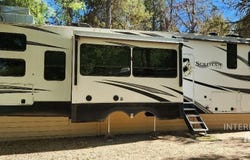 514 Sawyer St, Cascade, ID 83611