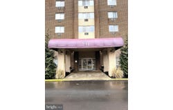 860 LOWER FERRY RD, EWING, NJ 08628