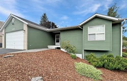2736 Weymouth, Moscow, ID 83843