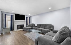 6012 N Kansas Avenue, Gladstone, MO 64119