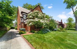 3296 Ingleside Road, Shaker Heights, OH 44122
