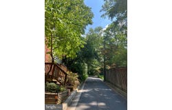 8423 PINEY BRANCH ROAD, TAKOMA PARK, MD 20901