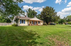 912 Forestview Drive, Colonial Heights, VA 23834