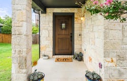 809 W South ST, Leander, TX 78641