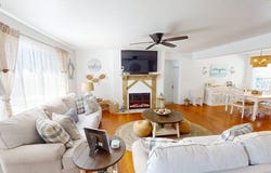 29785 HOUND DOG Rd, GoldBeach, OR 97444