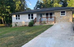 1752 Atherton Drive, Decatur, GA 30035