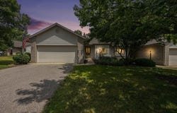 2598 Falcon Wood Drive NW, Walker, MI 49534
