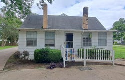 509 S Depot Street, Bonifay, FL 32425
