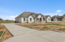1955 Johnnie Drive, Springtown, TX 76082