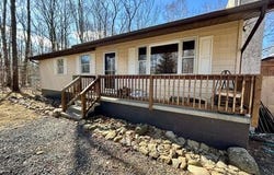 8 Tulip Lane, Thornhurst, PA 18424