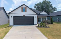 9123  S 30th  ST, Fort Smith, AR 72908