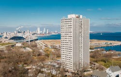 2525 S Shore Dr, Milwaukee, WI 53207