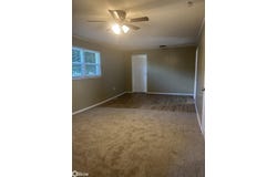 511 5th St SW, Hampton, IA 50441