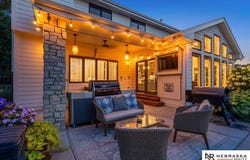 10222 Edna Avenue, La Vista, NE 68128