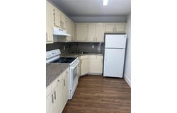 6141 W 22nd Ct, Hialeah, FL 33016