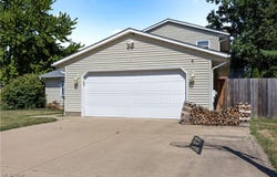 941 Stark Street, Sheffield Lake, OH 44054