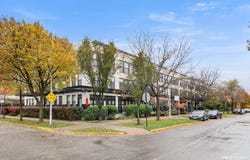Chicago, IL 60608
