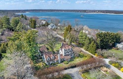3 Wincoma Drive, Huntington Bay, NY 11743