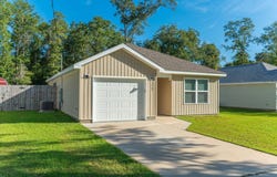 3869 Second Avenue, Laurel Hill, FL 32567