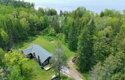 2731 W Jones, Gulliver, MI 49840
