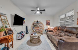 1421 S 12th Street, Waco, TX 76706